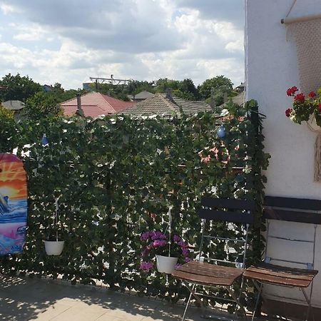 Vila Restaurant Angellys Tuzla Luaran gambar