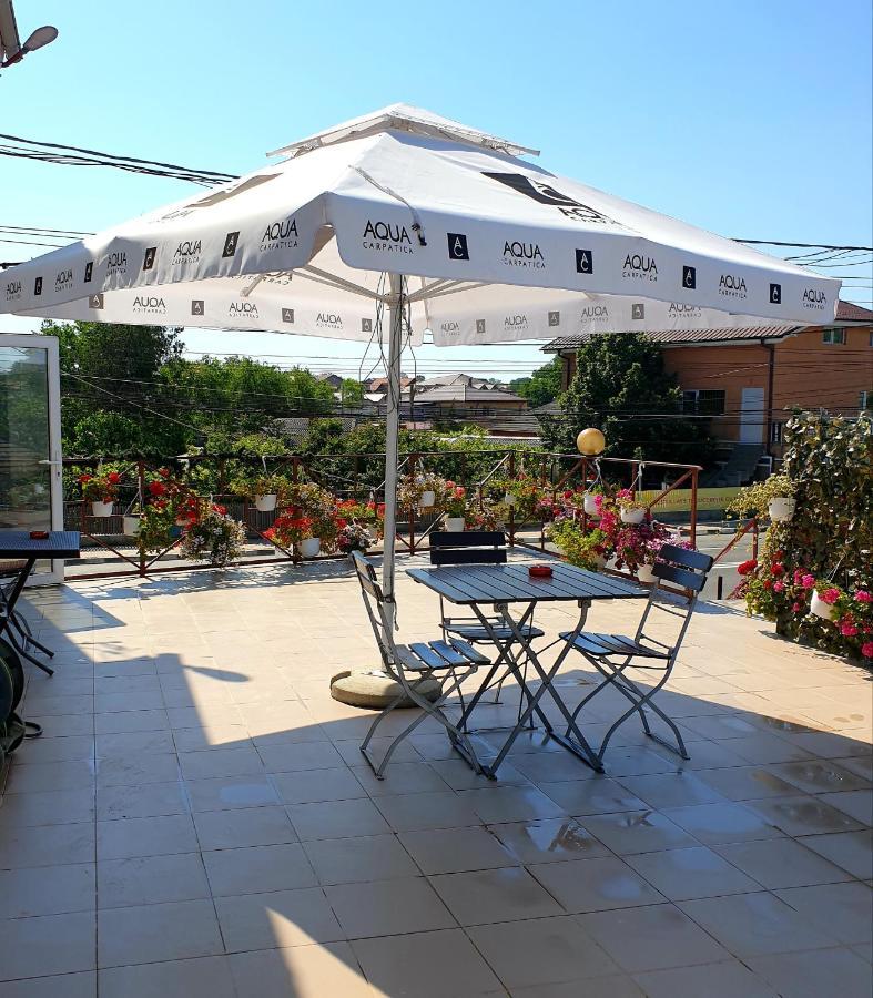 Vila Restaurant Angellys Tuzla Luaran gambar