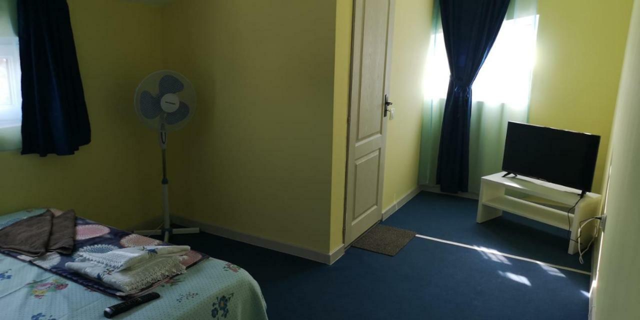 Vila Restaurant Angellys Tuzla Luaran gambar
