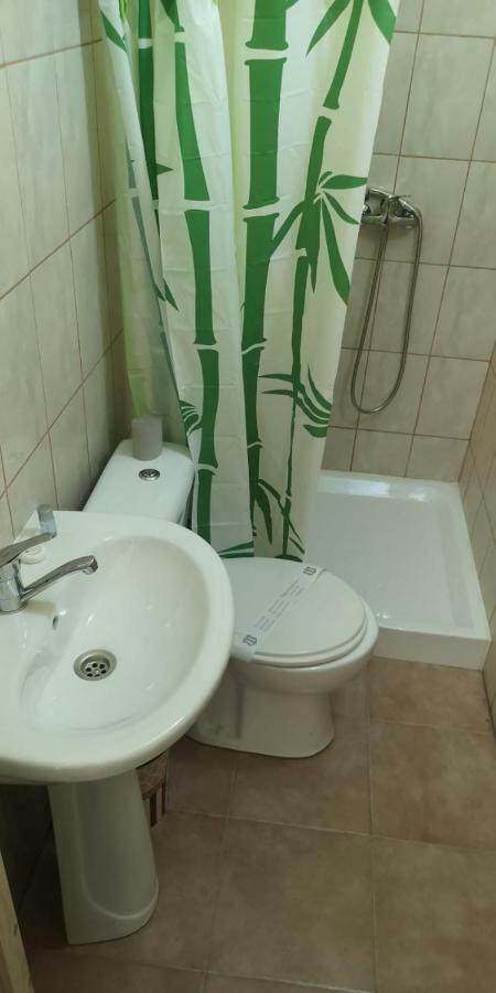 Vila Restaurant Angellys Tuzla Luaran gambar