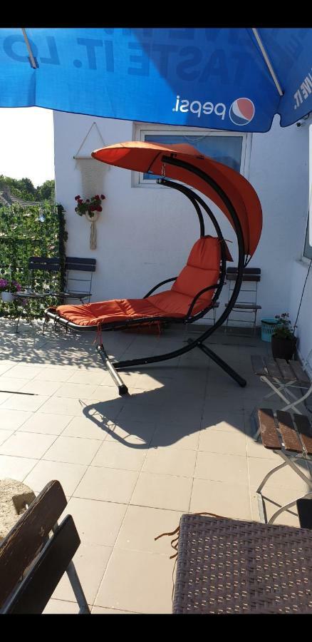 Vila Restaurant Angellys Tuzla Luaran gambar